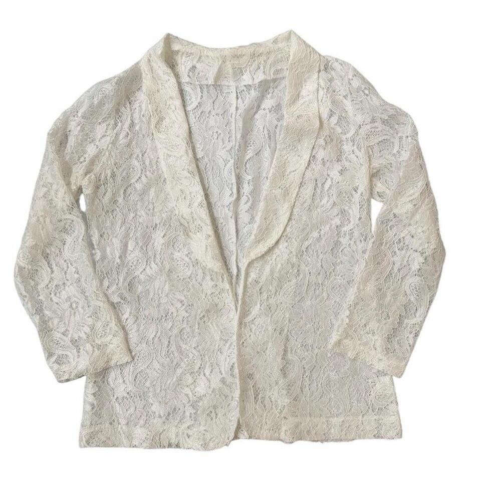 White lace polyester blazer with floral pattern